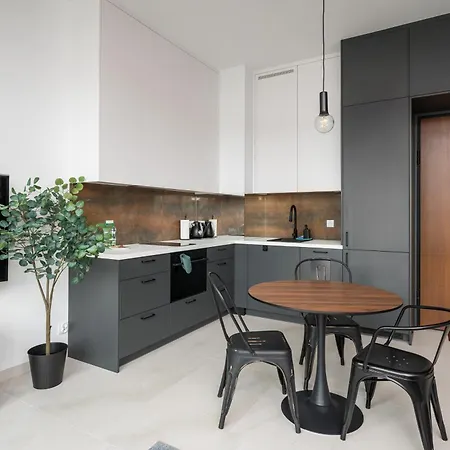 Apartmán Browary Warszawskie Industrial By Bookinghost