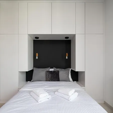 Browary Warszawskie Industrial By Bookinghost Appartement